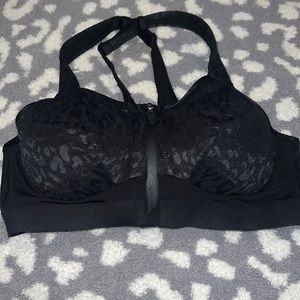 Victoria’s Secret double closure cheetah sports bra